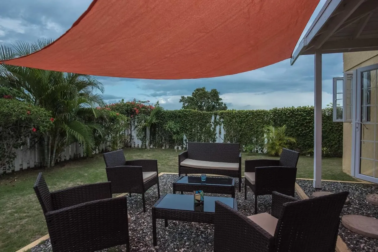 Apart-hotel Mango Walk Country Club Suites Montego Bay